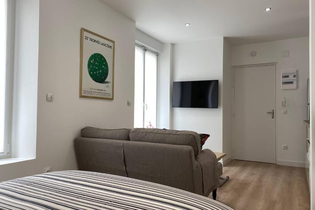 Studio 25M2 Avec Parking Prive - Lycee Roosevelt - Arena - Gare Реймс Екстериор снимка