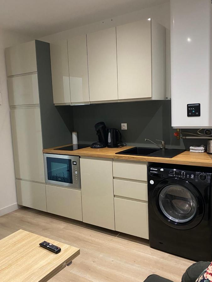 Studio 25M2 Avec Parking Prive - Lycee Roosevelt - Arena - Gare Реймс Екстериор снимка